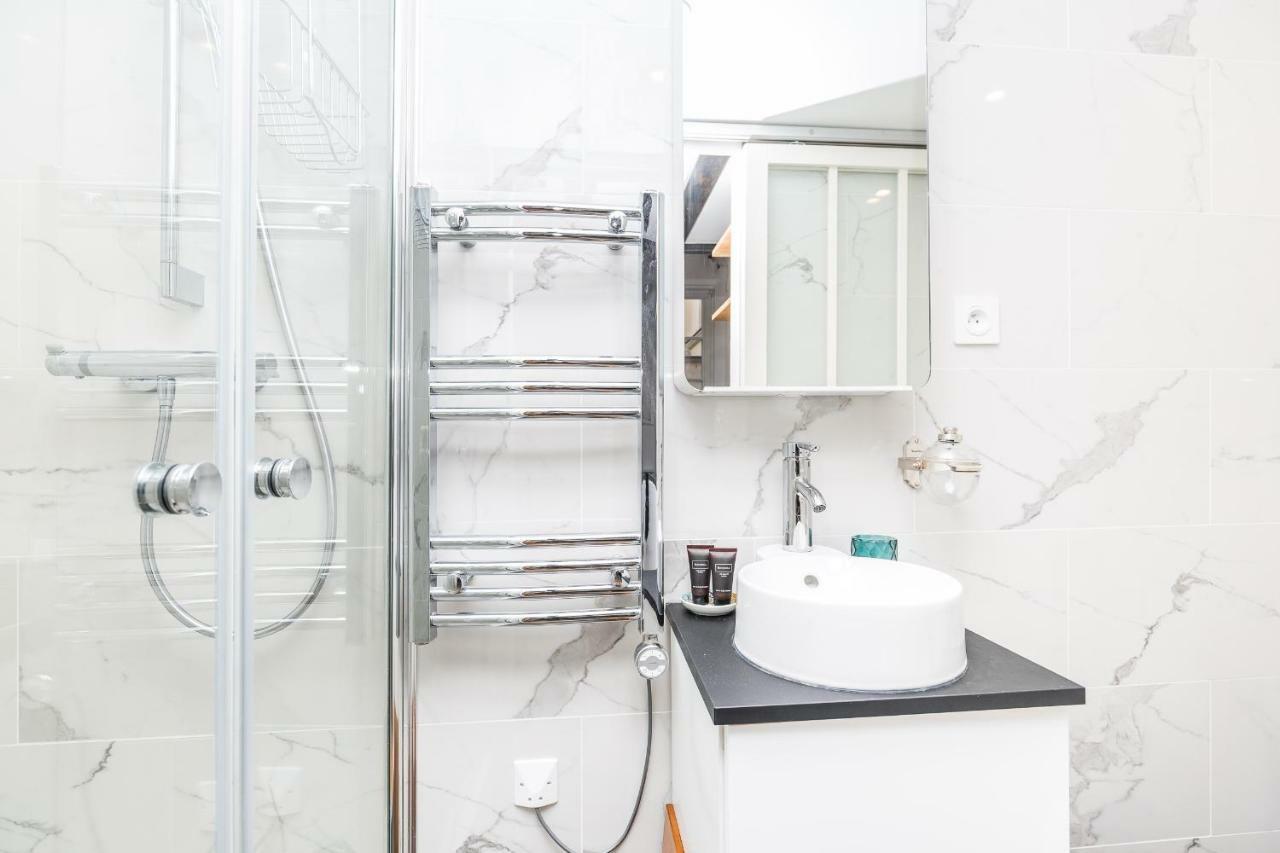 Appartamento Le Loft Du Marais Parigi Esterno foto